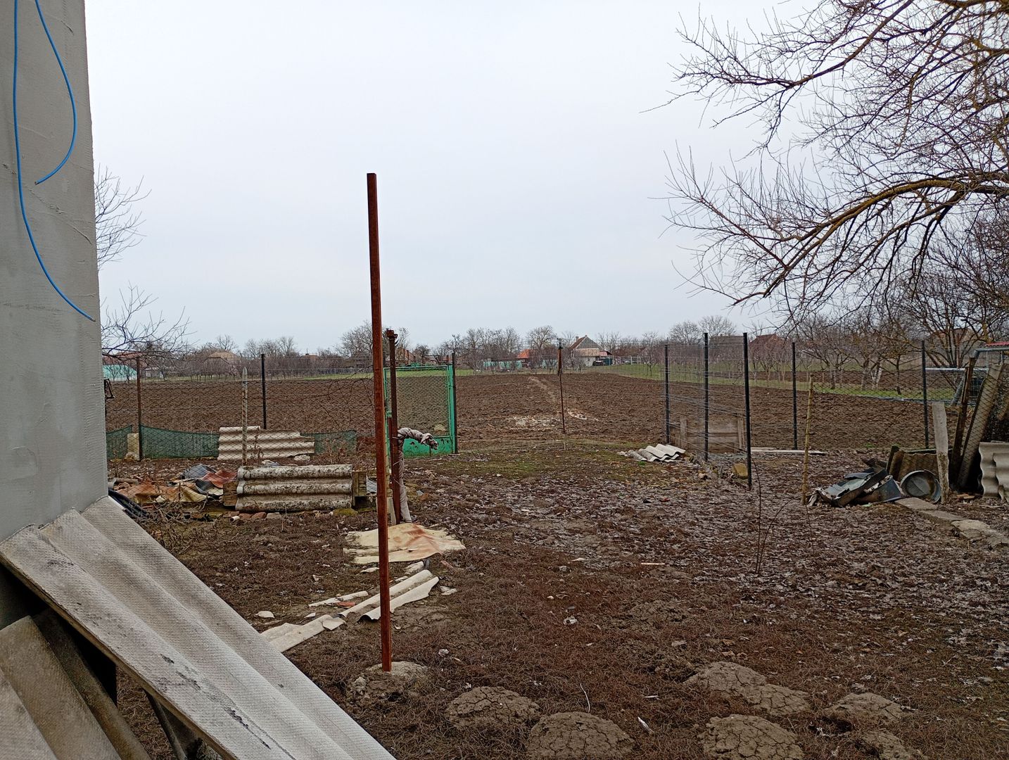 Casa Individuala Suprafete Generoase, Teren Mare, La Rosu - Poză 5