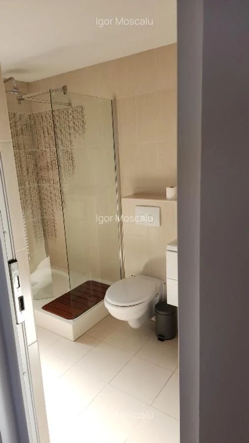 Cartierul Green Park Villas casa cu 3 dormitoare 1300 euro neg - Poză 14