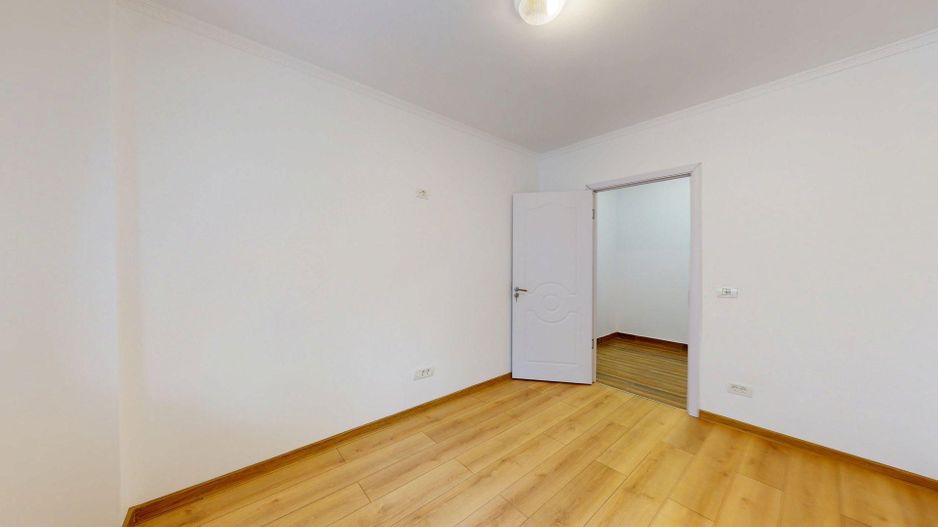 LACUL TEI - Circa 7 | 3 Camere Renovat | 1/8 | 73mp | 1983 - Poză 6