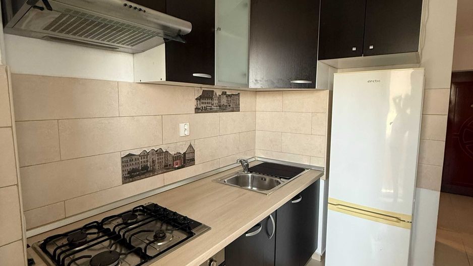 Studio modern 40 mp, renovat, boiler, 5 min metrou Piața Muncii, zona Decebal - Poză 6