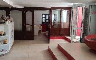 IDEAL PENTRU SALON INFRUMUSETARE / RESTAURANT/BAR/GRADINITE - Poză 7