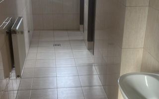 Birou 38 mp de inchiriat zona Budiu 250 euro + TVA cheltuieli incluse - Poză 8