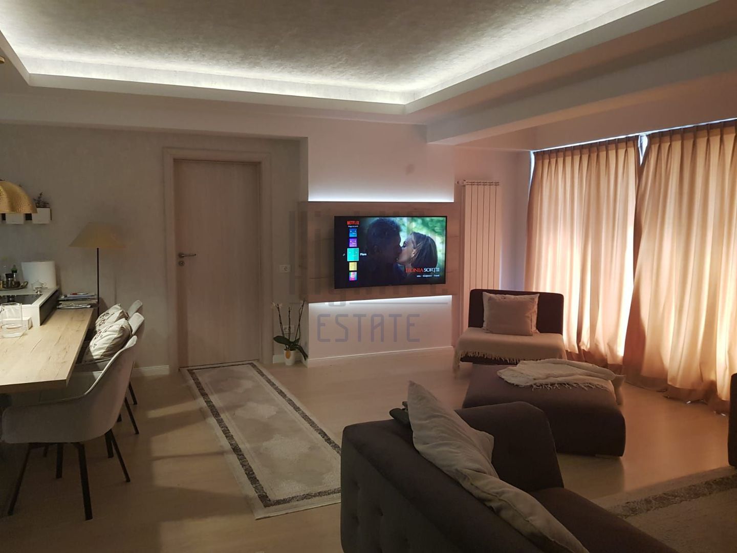 Apartament  4 camere de vânzare Bdul Aviatorior. - Poză 6
