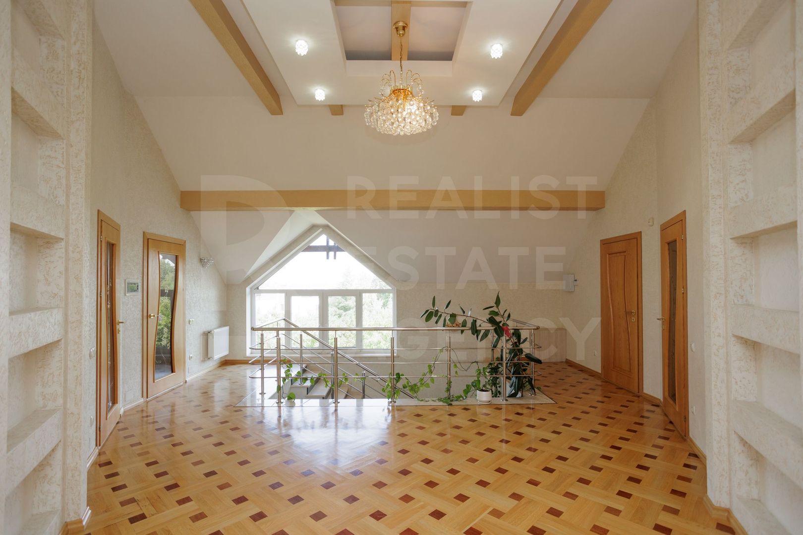 Chirie, casă, 6 camere, Strada Trifan Baltă, Centru - Poză 15