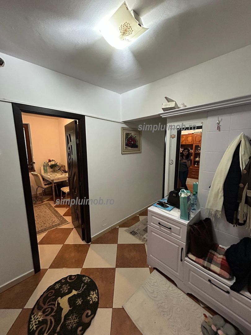 Decomandat spatios posibilitate centrala proprie 3 cam Obregia - Poză 5