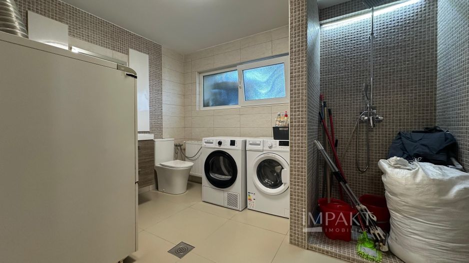 Vila cu sala de fitness, sauna, jacuzzi, zona de top - Andrei Muresanu - Poză 19