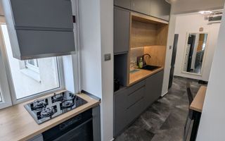 Apartament 2 camere, decomandat - Poză 8