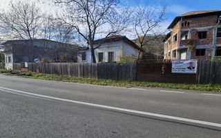 Proprietate deosebită în orașul Ștefănești, intrare pe strada Izvorani - Poză 17