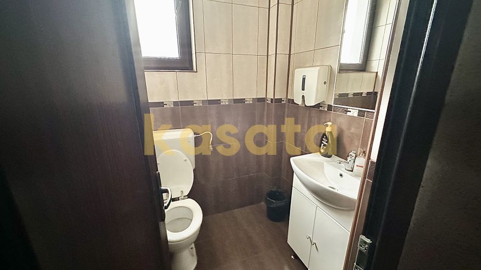 Hală producție | Subsol + Parter + Etaj | Corp anexă | Parcare curte - Poză 3