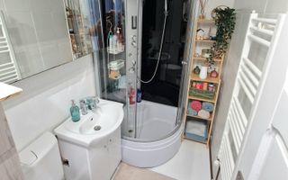 2 Camere- Renovat-Mobilat si utilat- Rond Zimbru - Poză 6