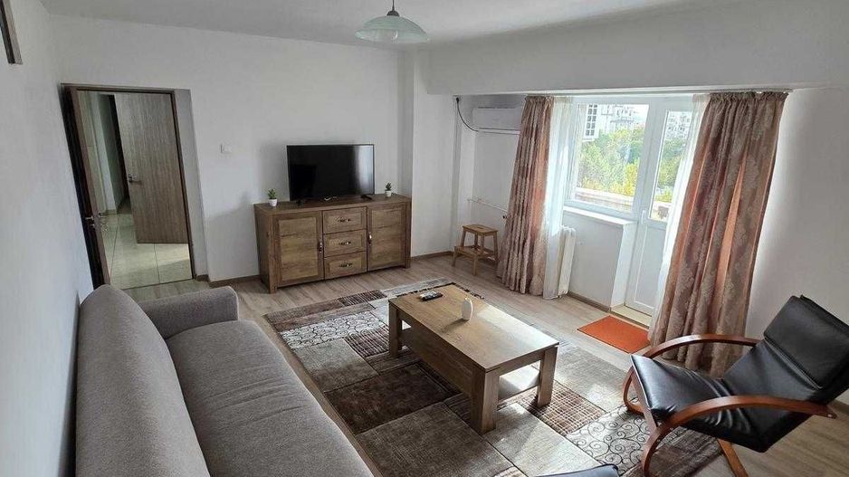 Închiriez apartament 2 camere – Piața Alba Iulia, vedere panoramică - Poză 2