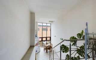 Clădire de birouri cu chiriași existenți - Poză 9