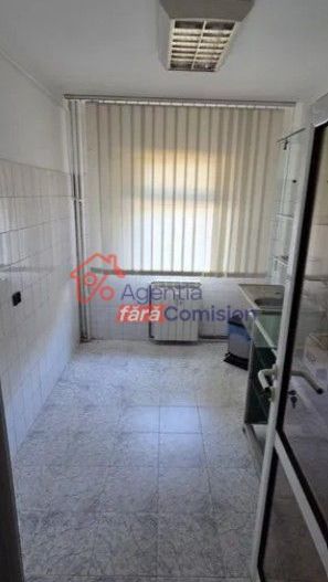 Spatiu Comercial, Podu Ros, 51mp, 750euro - Poză 6