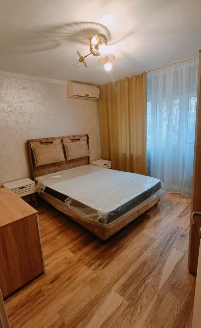 Închiriere apartament 3 camere Tineretului - Poză 5