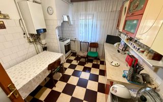 4 camere decomandate - Craiovita Noua - etaj 2 cu 2 bai - bloc 1982 - - Poză 4
