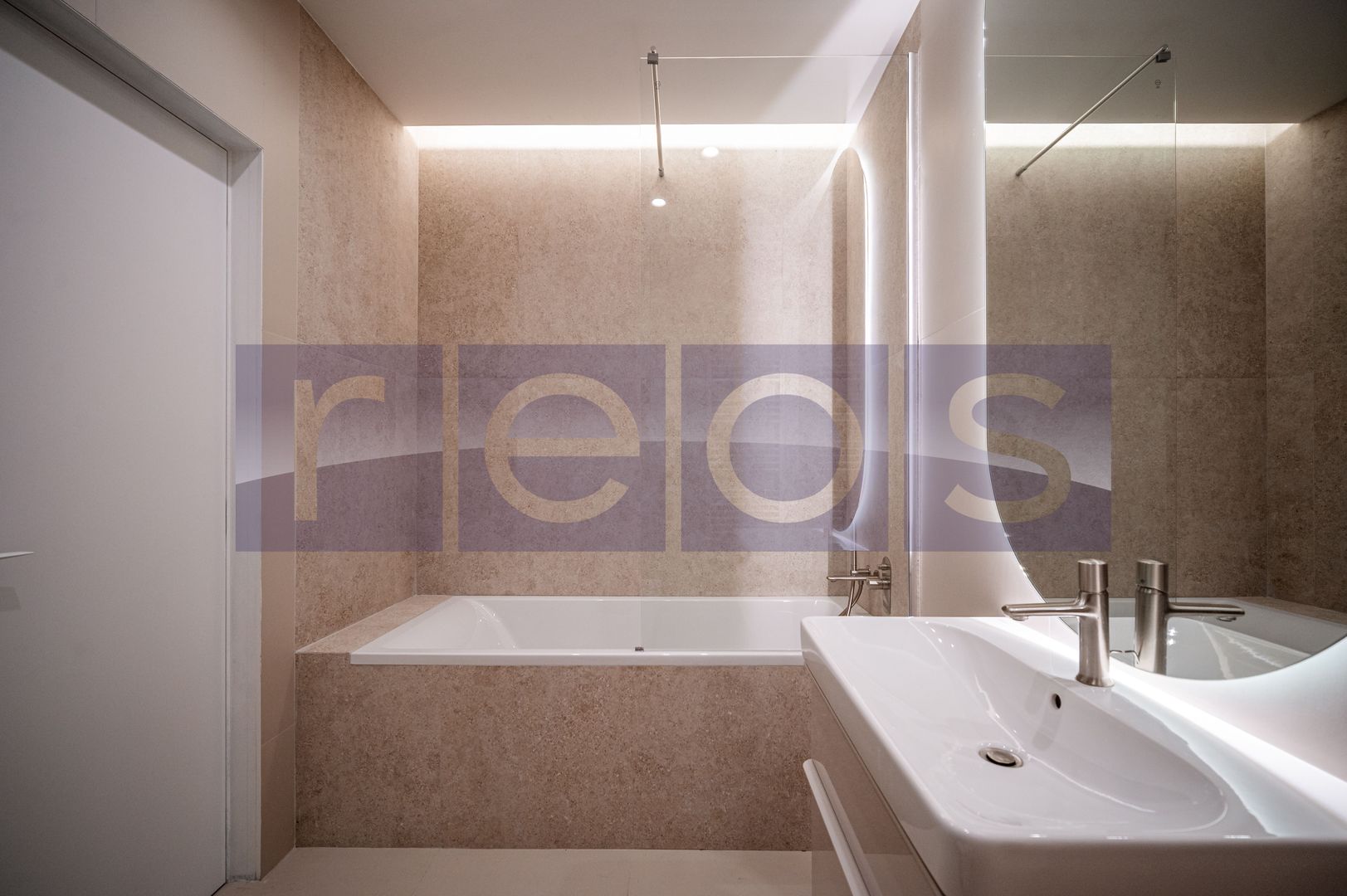 INCHIRIERE 3CAMERE | AVIATIEI TOWER | UTILAT MOBILAT LUX | LOC PARCARE - Poză 27