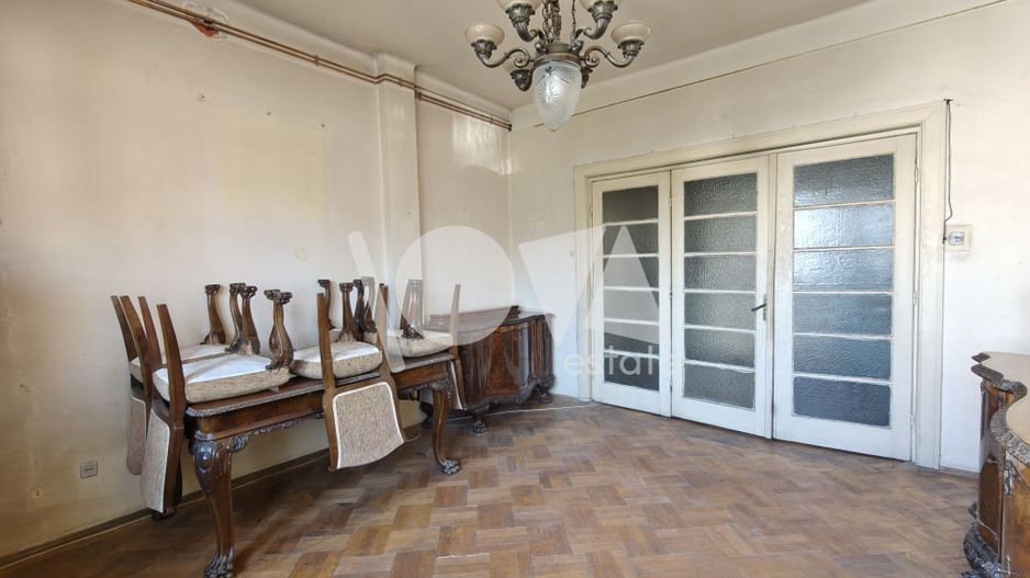 De vânzare apartament 3camere - str. Plantelor - central - Poză 1