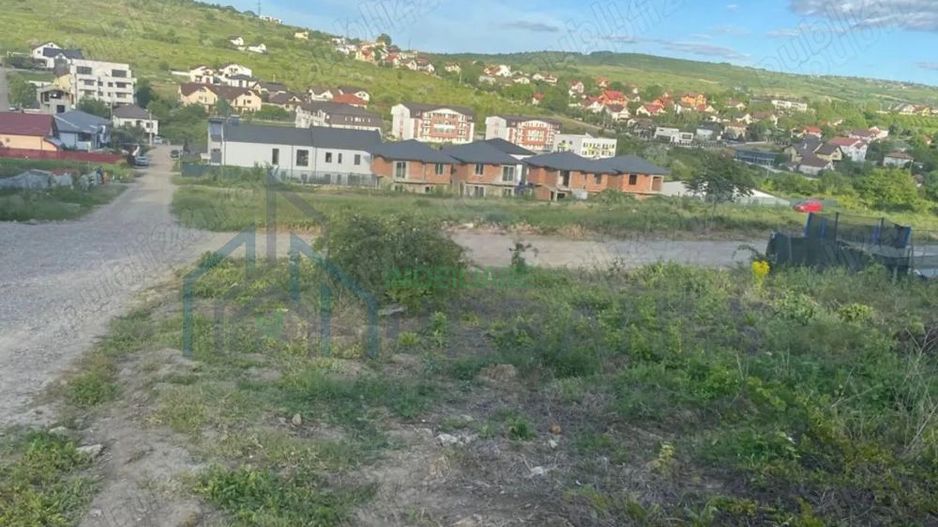 Teren Intravilan 489 mp, Zona Bucium + Autorizatie de Construire si Documentatie Completa - Poză 2