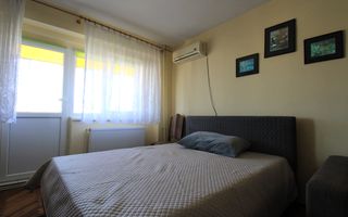 Zona Complex, centrala proprie, o camera - Poză 3