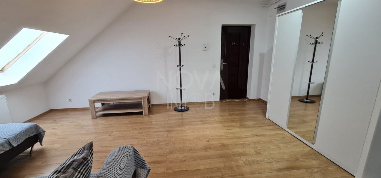 Apartament 3 camere - Turnisor - Poză 9