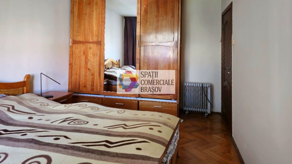 Apartament cu patru camere, zona Tractorul 81 mp - Poză 7