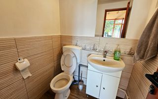 Casa renovata, 4 camere, 2 terase, mobilata, utilata, 568 mp teren - Poză 6