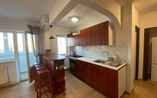 Apartament 3 Camere, Cetate, Recent Renovat - Poză 2