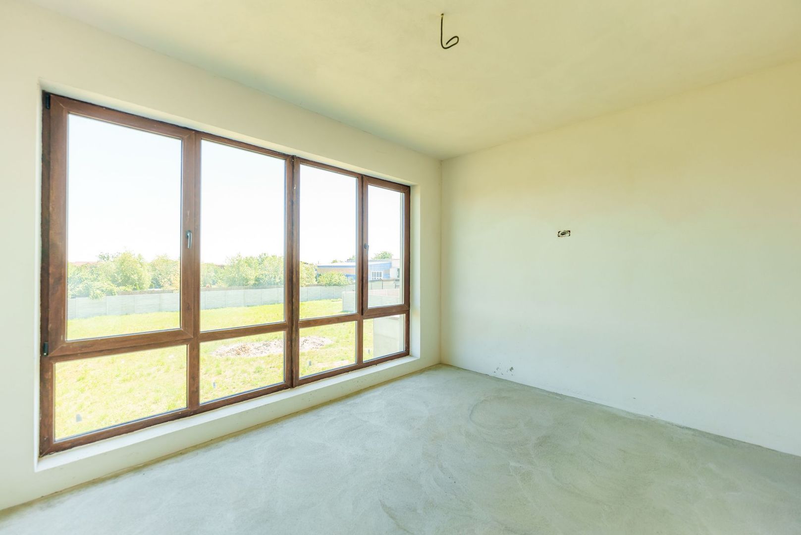 Vilă cu arhitectură modernă în Săcălaz - Poză 23