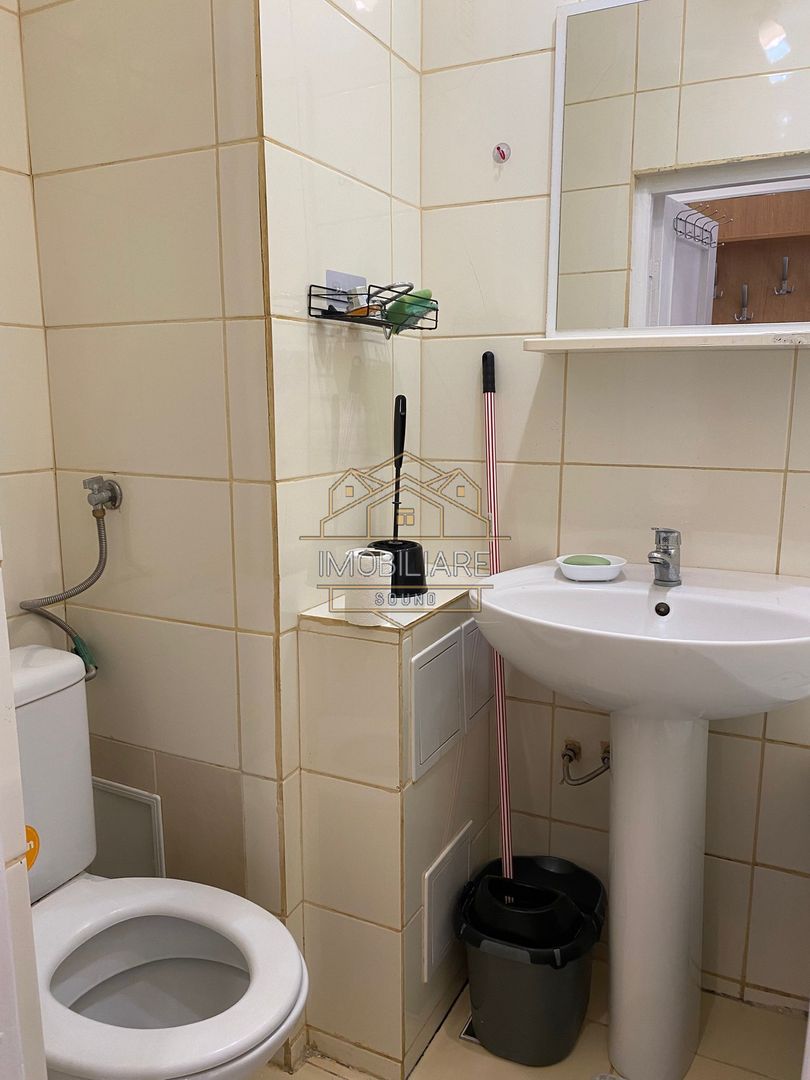 Apartament de închiriat zona Strada Aron Pumnul, 2 camere - Poză 10