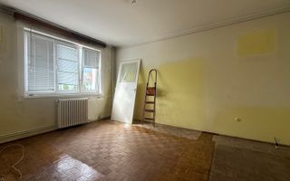 Apartament cu 2 camere decomandat in centrul orasului - Poză 4