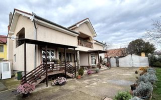 Proprietate impresionanta de vanzare cu mult teren in Santandrei - Poză 1