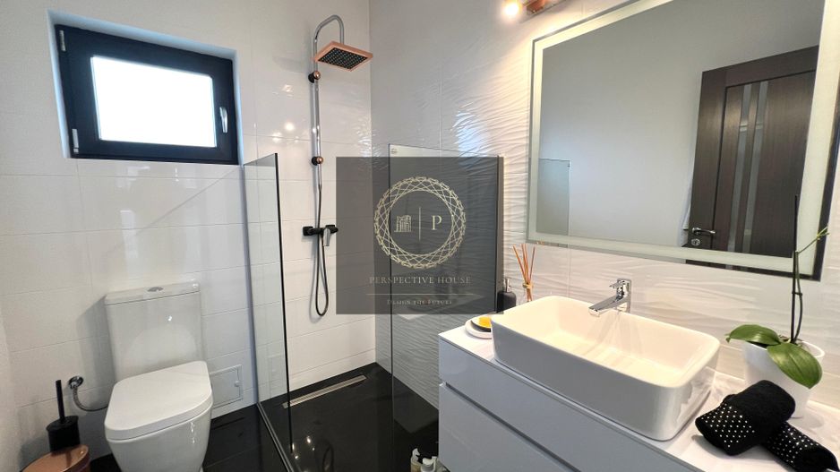 Casa individuala superfinisata, 3 camere, 2 bai, 500mp teren - Poză 12