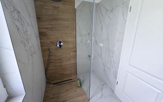 Duplex pe parter cu 3 camere in Covaci - Poză 8