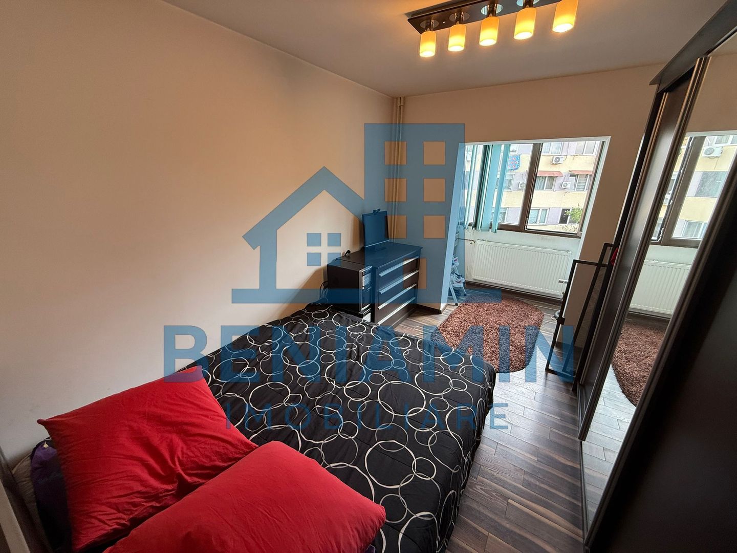 4 Camere Etaj 2 George Enescu Foarte spatios Liber 96mp An 1984 - Poză 4