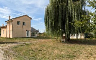 Casa cu teren 10.000mp si foarte multe posibilitati - Poză 3