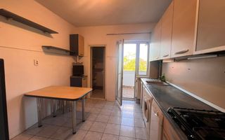 Apartament cu 3 camere | Decomandat | 76 mp utili | Garaj sub bloc - Poză 2