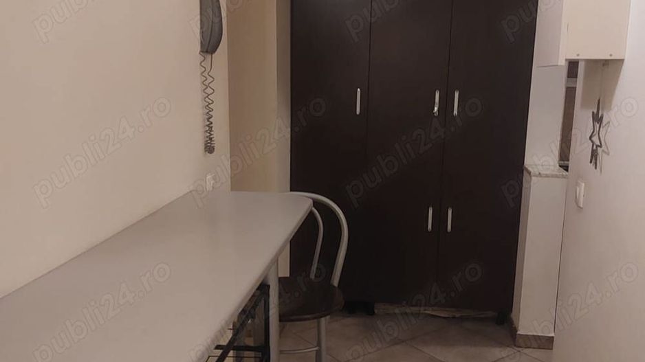 APARTAMENT  COCHET ZONA CAPITALE - Poză 4