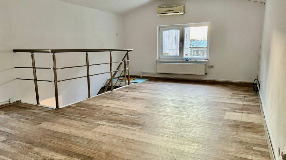 BRASADAS închiriază vila - zona Popa Nan, Calea Calarasilor. - Poză 4