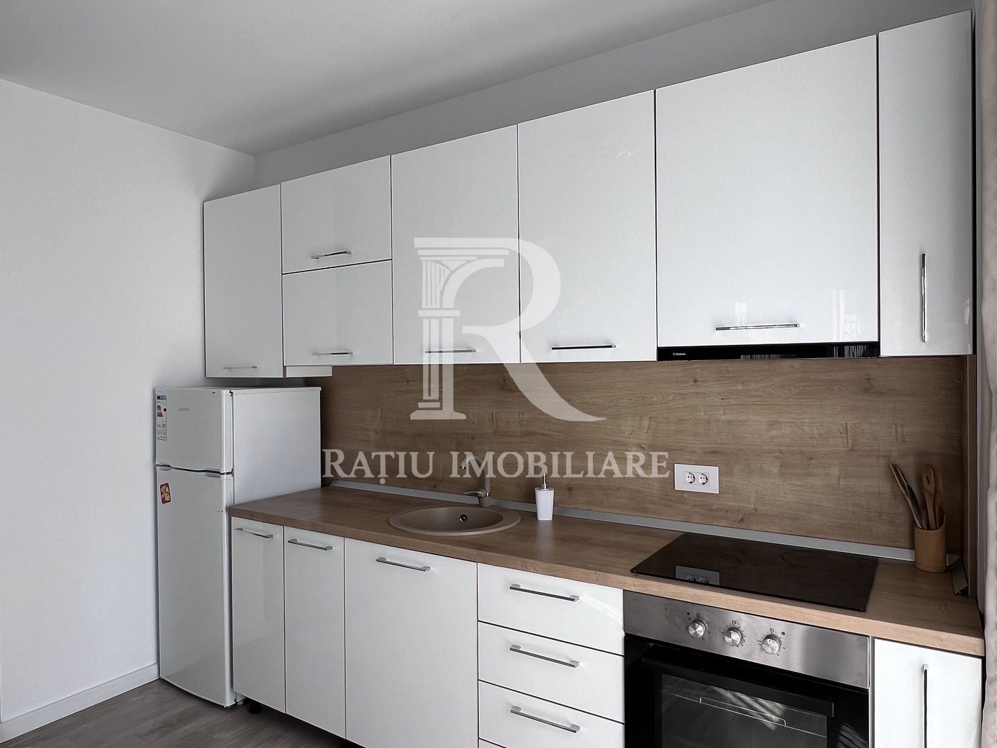 Apartament cu 3 camere | Etaj 1 | Prima Universitatii | Oradea - Poză 6