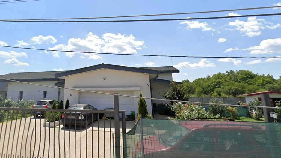 Vila spatioasa, excelent pozitionata in Voluntari - Poză 1