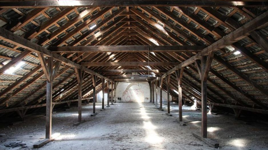 Achizitionez Camera de Serviciu Mansarda Pod Demisol Subsol Bloc Garaj BOXA Casa Risc Seismic - Poză 1