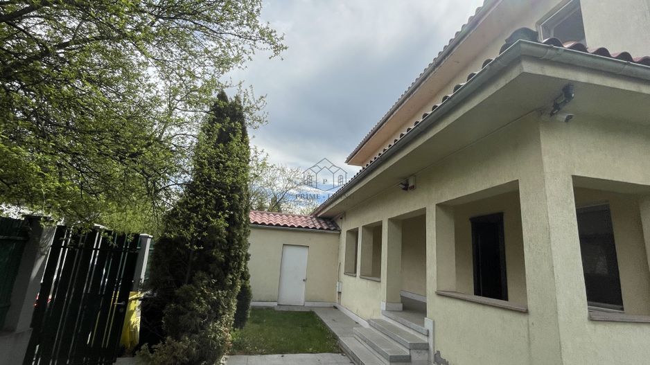 VILA SPATIOASA LA INCHIRIERE IN ZONA PIPERA LANGA SCOLI - Poză 23