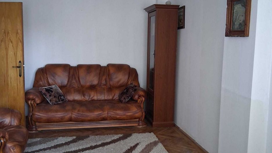 Apartament 3 camere, ultracentral - Poză 3