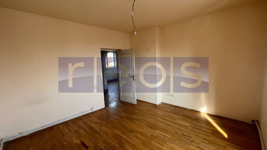 VANZARE 5 CAMERE DECOMANDAT | ZONA UNIVERSITATE - Poză 4