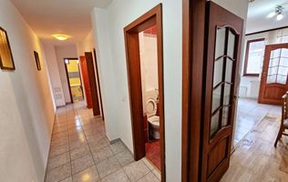 Apartament 3 camere, 71 mp utili, etaj 1, cu garaj, bloc nou, Cetate