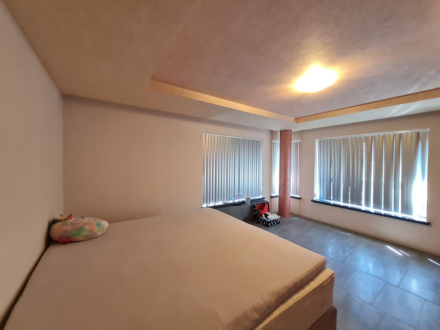 Lux la 5 minute de Iulius Twon - Poză 6