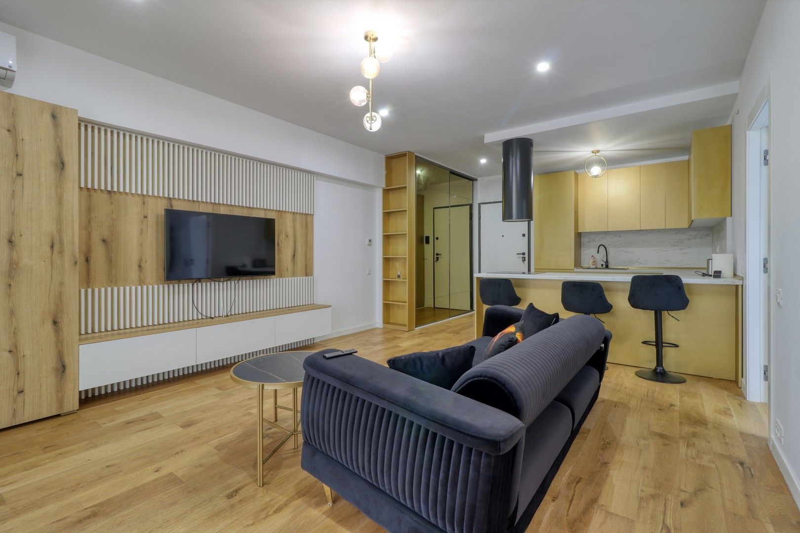 Apartament Premium ONE Cotroceni Park -Mobilat Luxury-Parcare Inclusa - Poză 4