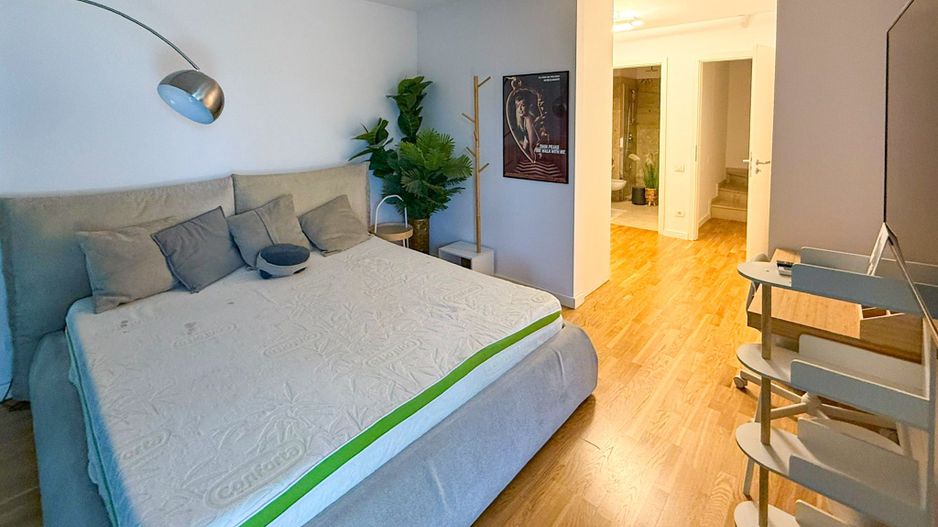 Chirie | Vilă 5 camere 170mp | Parcare | Jacuzzi | Curte privată - Poză 13