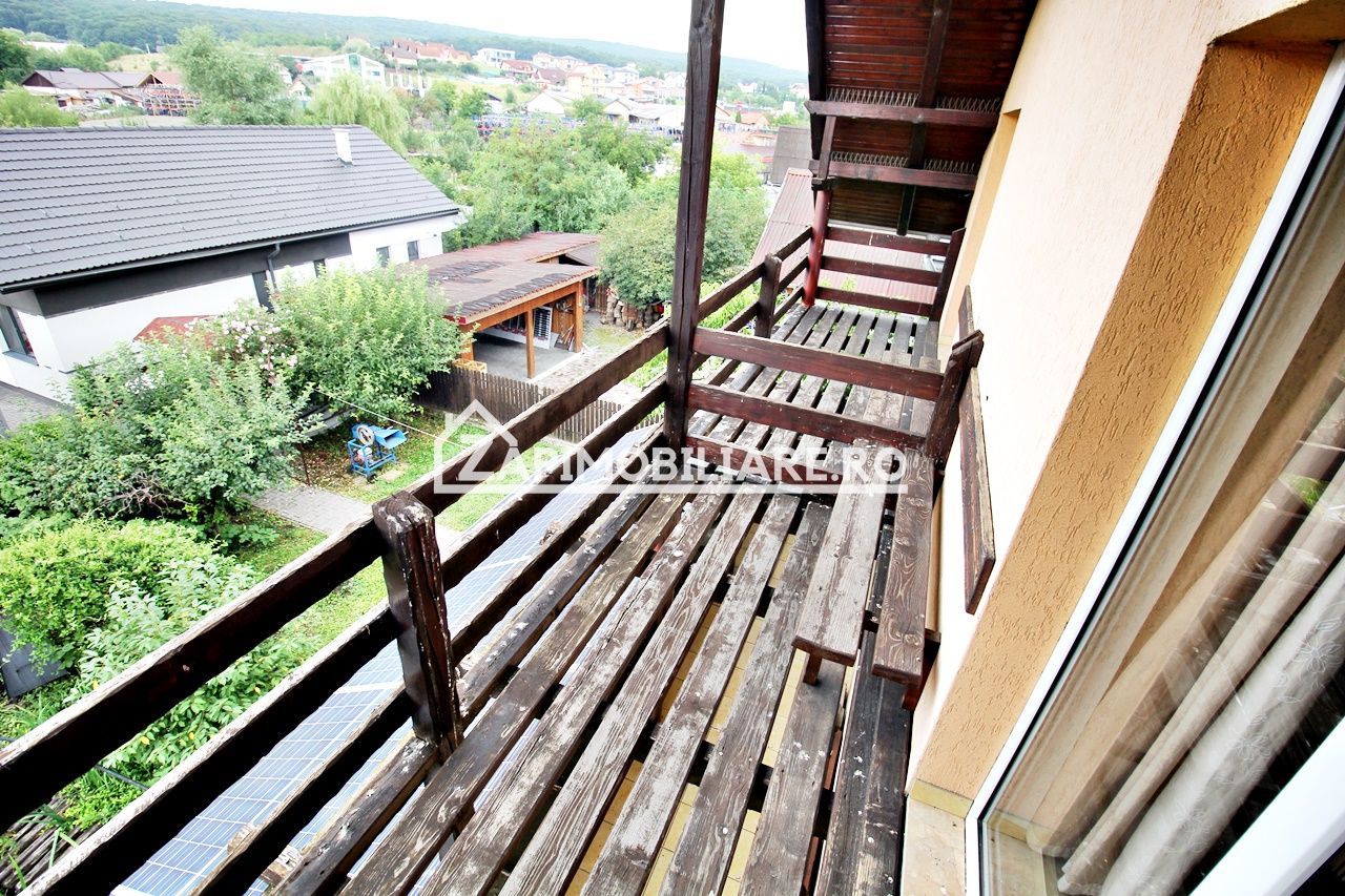 Pensiune P-E-M 9 camere,9 bai,1 bucatarie,teren 900 mp - Poză 10