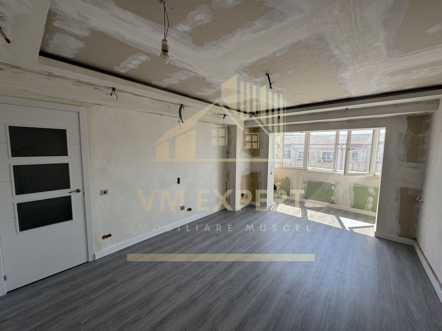 APARTAMENT 2 CAMERE CAMPULUNG, ETAJ 4, CARTIER VISOI - Poză 26